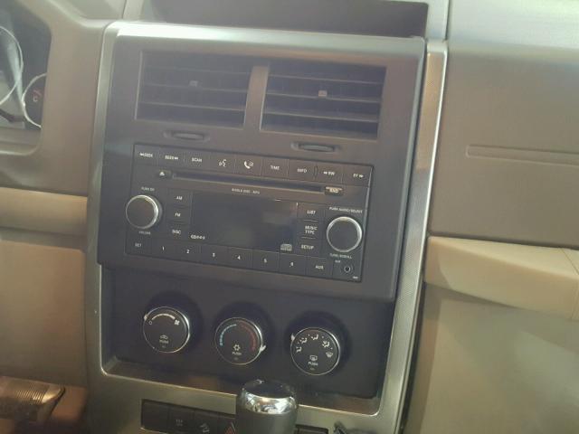 1J8GN28K88W224653 - 2008 JEEP LIBERTY SP SILVER photo 9