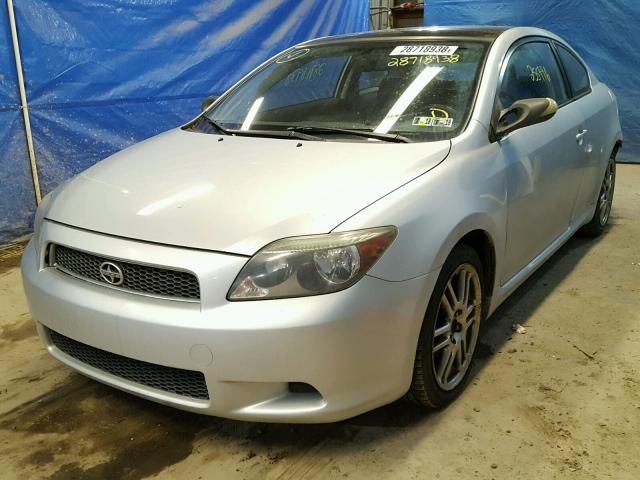 JTKDE177550011989 - 2005 TOYOTA SCION TC 银色 照片 2