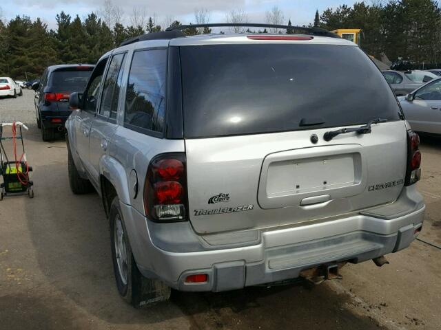 1GNDT13S042113279 - 2004 CHEVROLET TRAILBLAZE GRAY photo 3