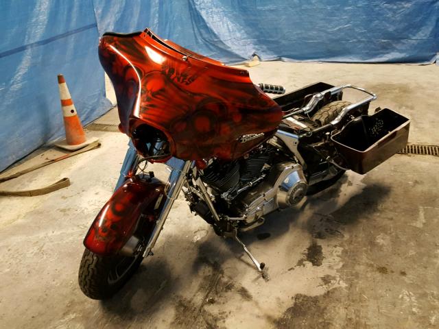 1HD1KAV116Y601366 - 2006 HARLEY-DAVIDSON FLHX RED photo 2