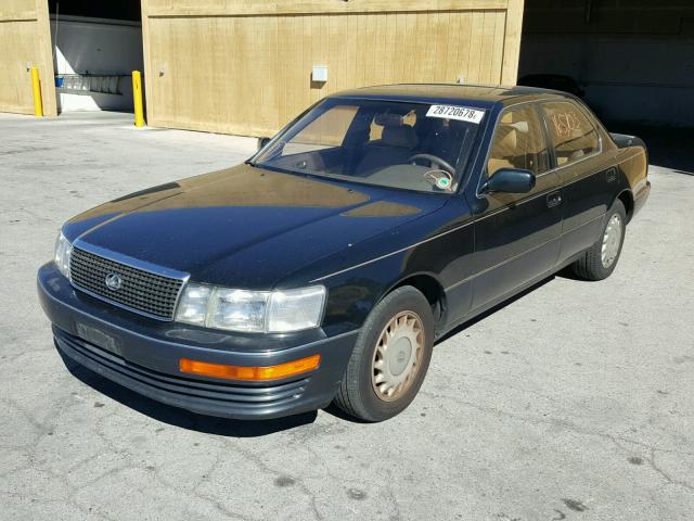 JT8UF11E2L0022956 - 1990 LEXUS LS 400 GREEN photo 2