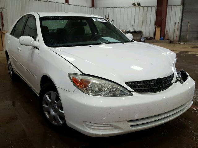 4T1BE30KX4U366023 - 2004 TOYOTA CAMRY LE WHITE photo 1