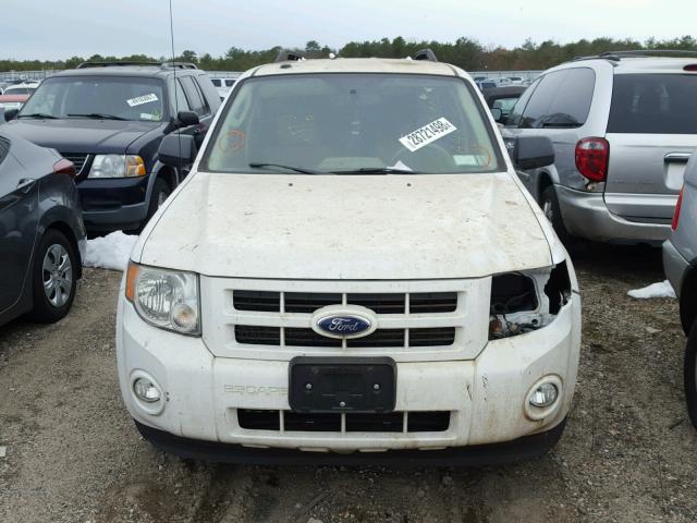 1FMCU5K3XCKA10058 - 2012 FORD ESCAPE HYB WHITE photo 9