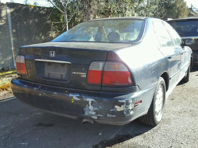 1HGCD5653VA174374 - 1997 HONDA ACCORD EX GREEN photo 4