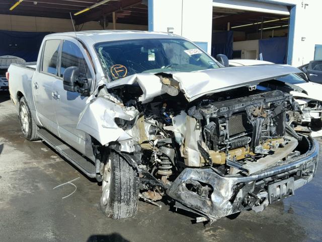 1N6AA1E68HN527669 - 2017 NISSAN TITAN SV SILVER photo 1