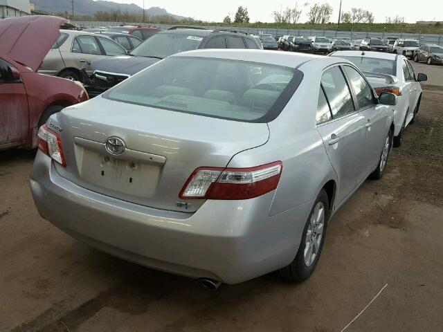 JTNBB46K273000704 - 2007 TOYOTA CAMRY NEW SILVER photo 4