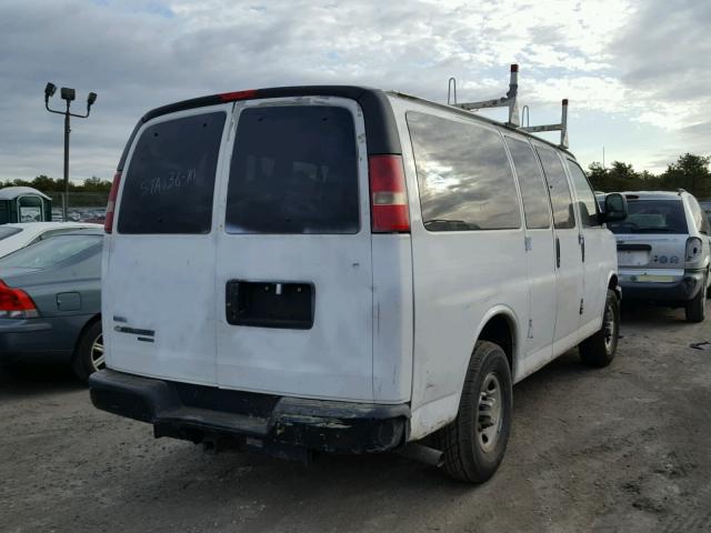 1GAZGPDG5A1177540 - 2010 CHEVROLET EXPRESS G2 WHITE photo 4