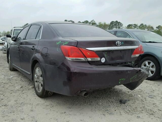 4T1BK3DBXBU384215 - 2011 TOYOTA AVALON BAS PURPLE photo 3