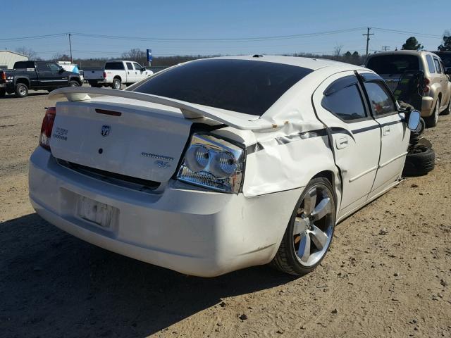 2B3LA53TX9H581580 - 2009 DODGE CHARGER R/ WHITE photo 4