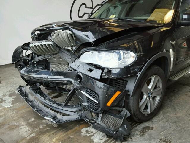 5UXZW0C58CL673195 - 2012 BMW X5 XDRIVE3 BLACK photo 10