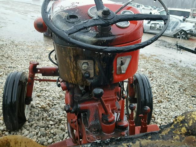 CNDW688776 - 1962 MSF TRACTOR RED photo 5