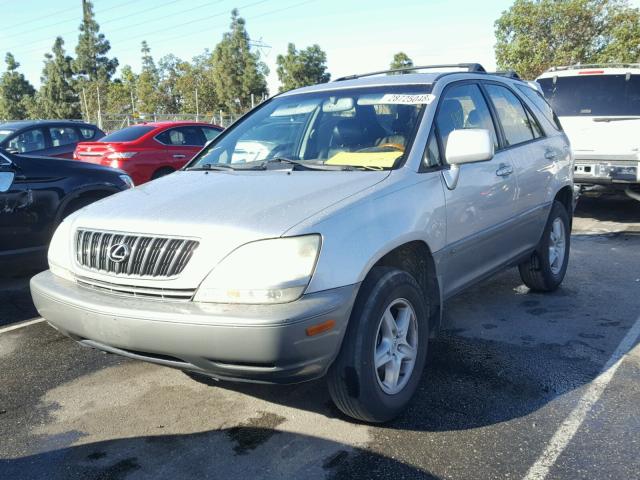 JTJHF10U420278488 - 2002 LEXUS RX 300 SILVER photo 2