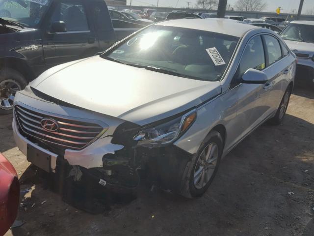 5NPE24AF2GH375878 - 2016 HYUNDAI SONATA SE SILVER photo 2