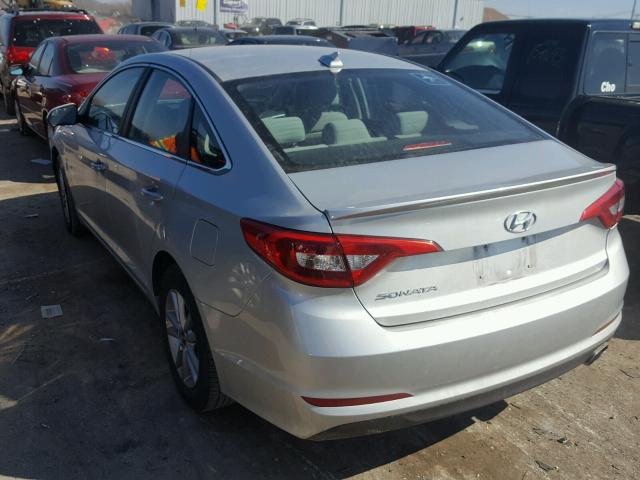 5NPE24AF2GH375878 - 2016 HYUNDAI SONATA SE SILVER photo 3