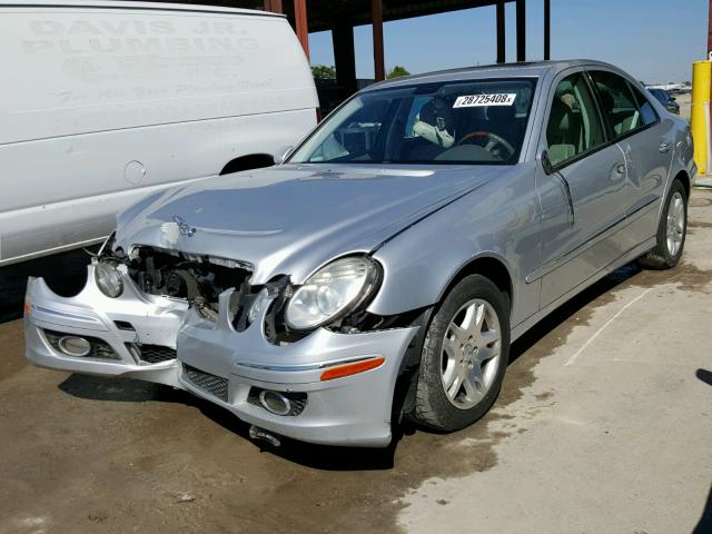 WDBUF22X07B097817 - 2007 MERCEDES-BENZ E 320 CDI SILVER photo 2