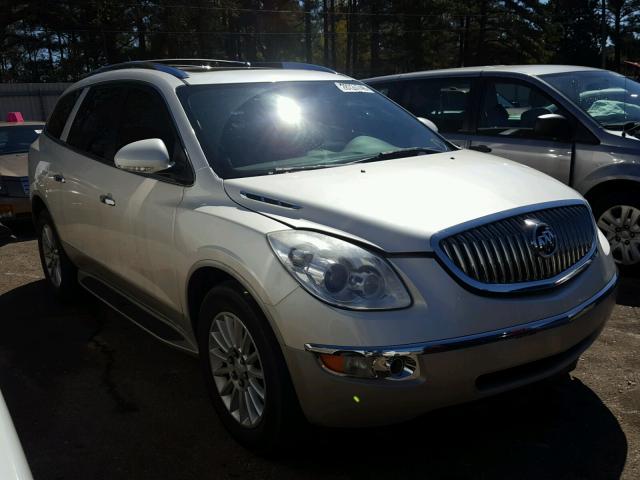 5GAKRBEDXBJ413032 - 2011 BUICK ENCLAVE CX WHITE photo 1