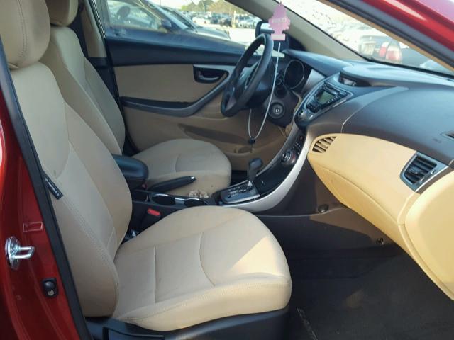 KMHDH4AEXDU495443 - 2013 HYUNDAI ELANTRA GL RED photo 5