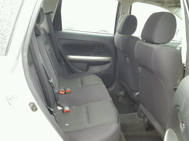 JTKKT624540045498 - 2004 TOYOTA SCION XA SILVER photo 6
