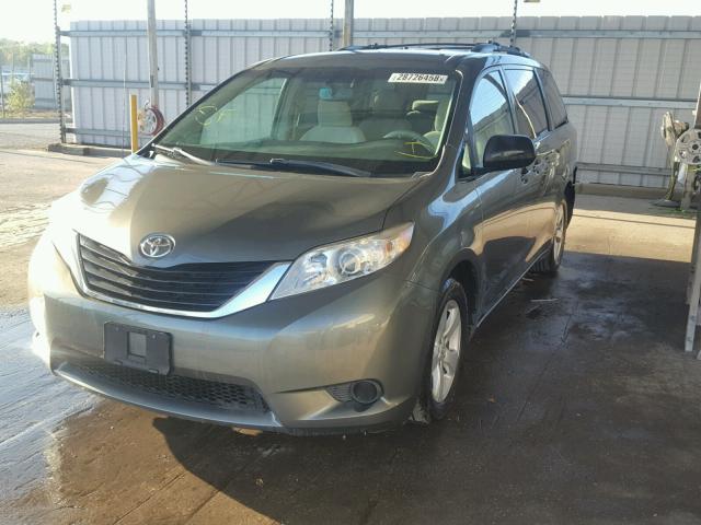 5TDKK3DC3BS096683 - 2011 TOYOTA SIENNA LE GREEN photo 2