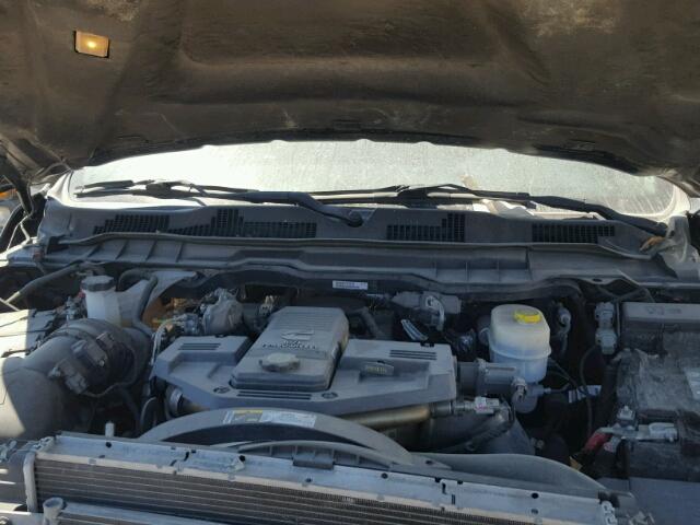 3C6UR5DL8FG663742 - 2015 RAM 2500 SLT Schwarz Foto 7