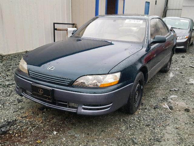 JT8GK13TXS0084172 - 1995 LEXUS ES 300 GRAY photo 2