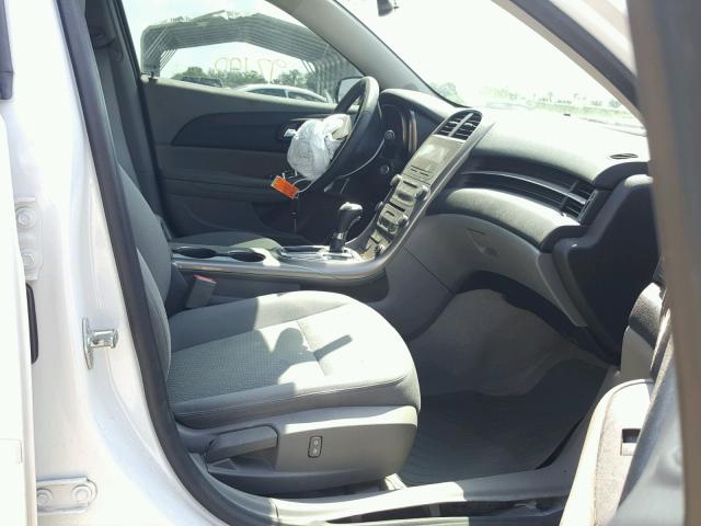 1G11B5SA6DF248914 - 2013 CHEVROLET MALIBU LS თეთრი ფოტო 5