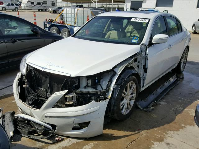 KMHGC4DF9BU141734 - 2011 HYUNDAI GENESIS 4. WHITE photo 1