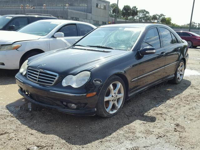 WDBRF52H27E026701 - 2007 MERCEDES-BENZ C 230 BLACK photo 2