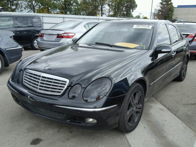 WDBUF70J35A611559 - 2005 MERCEDES-BENZ E 500 BLACK photo 2