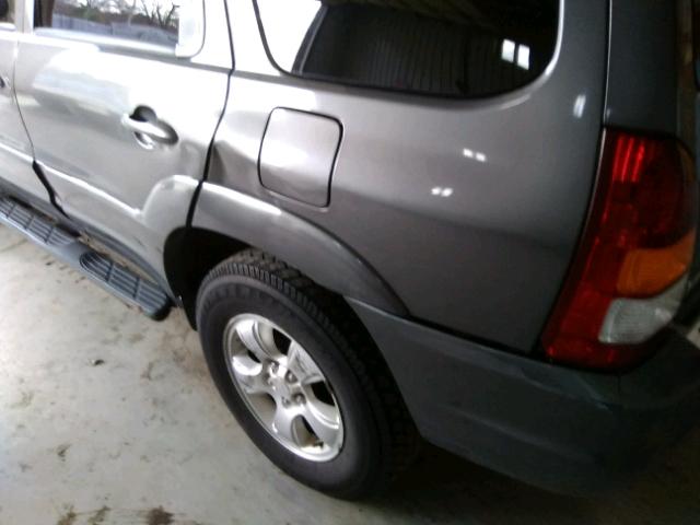 4F2CZ96144KM27716 - 2004 MAZDA TRIBUTE ES GRAY photo 9