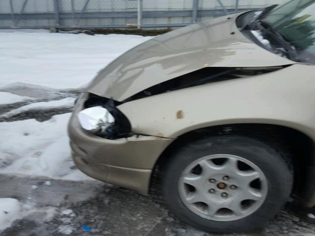 2B3HD46RX2H280479 - 2002 DODGE INTREPID S 金色 照片 9