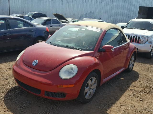 3VWRF31Y67M419955 - 2007 VOLKSWAGEN NEW BEETLE RED photo 2