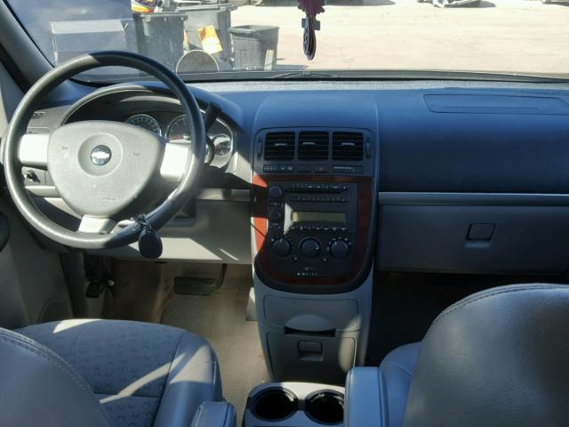 1GNDV23LX5D302486 - 2005 CHEVROLET UPLANDER L 银色 照片 9