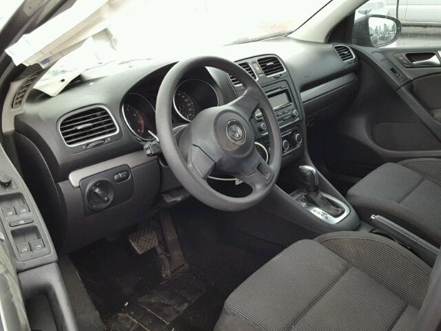 WVWDA7AJ2BW252413 - 2011 VOLKSWAGEN GOLF 灰色 照片 9