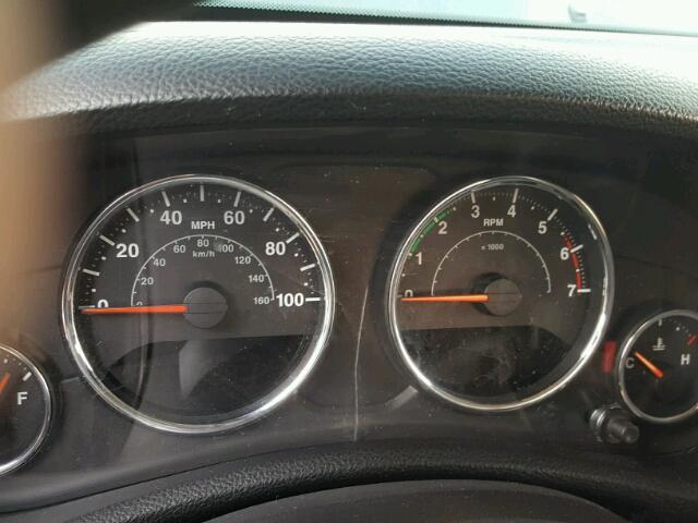 1J4AA2D1XBL504437 - 2011 JEEP WRANGLER S GREEN photo 8