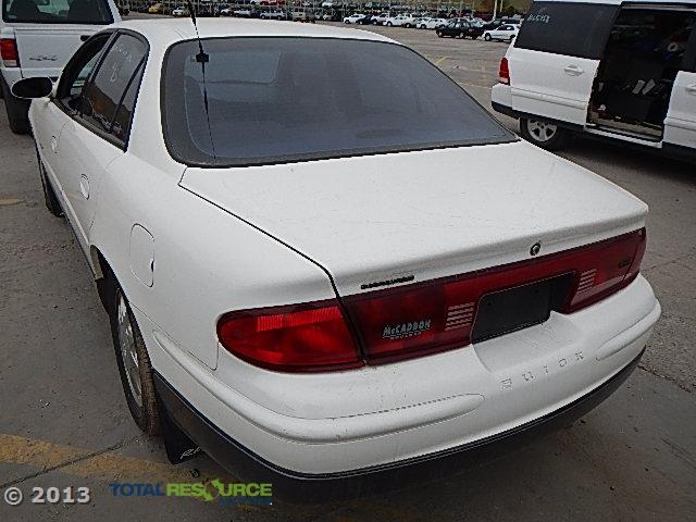 2G4WF551411317059 - 2001 BUICK REGAL GS WHITE photo 4