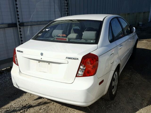 KL5JD56Z28K729893 - 2008 SUZUKI FORENZA BA WHITE photo 4