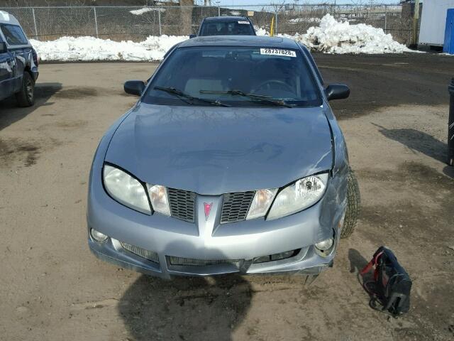 3G2JB12FX4S183819 - 2004 PONTIAC SUNFIRE GRAY photo 9