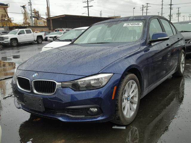 WBA8E1G51GNU11462 - 2016 BMW 320 I BLUE photo 2