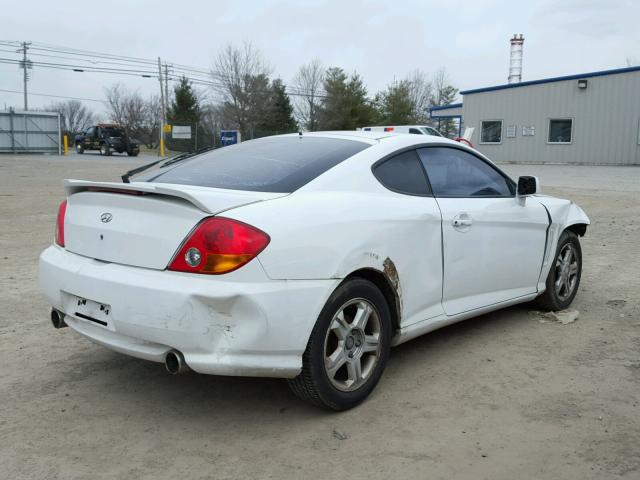 KMHHM65D74U136268 - 2004 HYUNDAI TIBURON WHITE photo 4