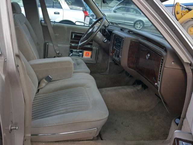 1G6DW54E0NR701338 - 1992 CADILLAC BROUGHAM BEIGE photo 5