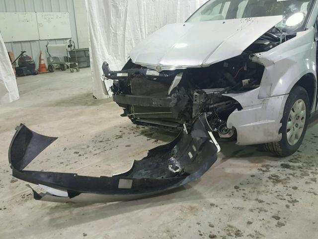 2A8HR44H38R818784 - 2008 CHRYSLER TOWN & COU GRAY photo 9