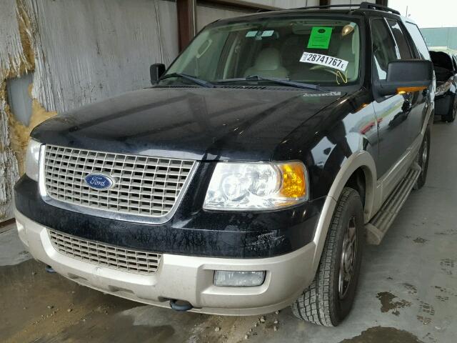 1FMFU18545LA46260 - 2005 FORD EXPEDITION BLACK photo 2