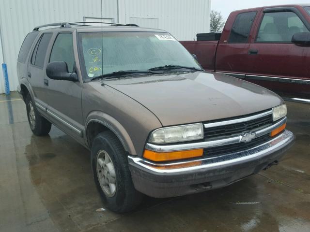 1GNDT13W1W2298514 - 1998 CHEVROLET BLAZER BROWN photo 1