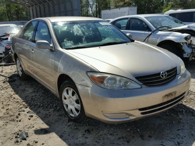 4T1BE32K52U555933 - 2002 TOYOTA CAMRY LE GOLD photo 1