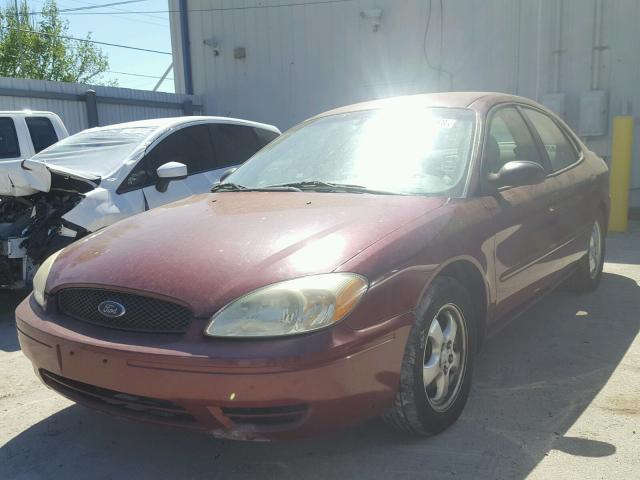 1FAFP53UX6A107342 - 2006 FORD TAURUS SE MAROON photo 2