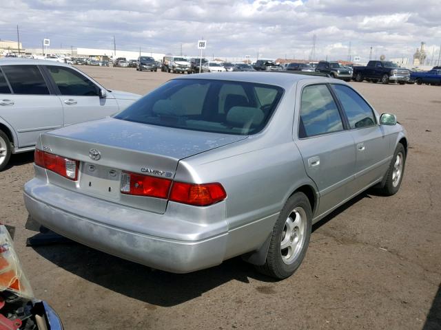 JT2BG22K1Y0484246 - 2000 TOYOTA CAMRY CE SILVER photo 4