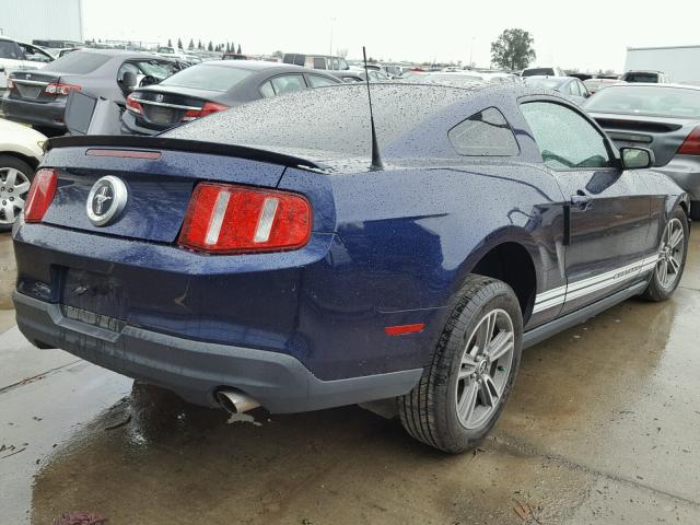 1ZVBP8AN3A5161358 - 2010 FORD MUSTANG BLUE photo 4