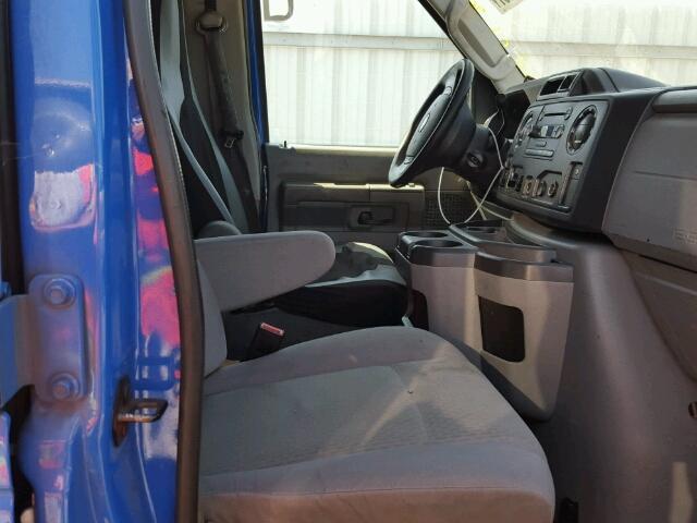 1FBSS3BL5BDA57614 - 2011 FORD ECONOLINE BLUE photo 5