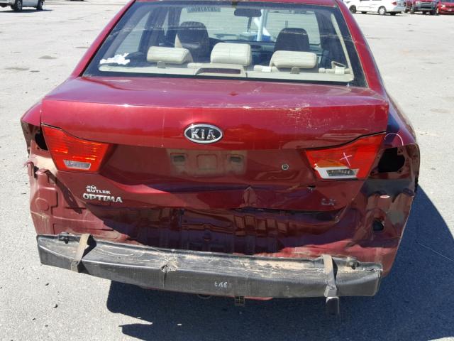 KNAGE228395366370 - 2009 KIA OPTIMA LX RED photo 9